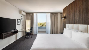 Holiday Inn Warwick Farm by IHG